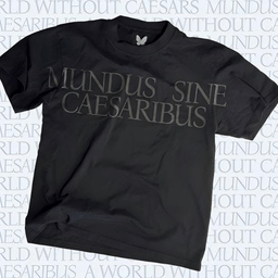  “Mundus sine Caesaribus” T-Shirt